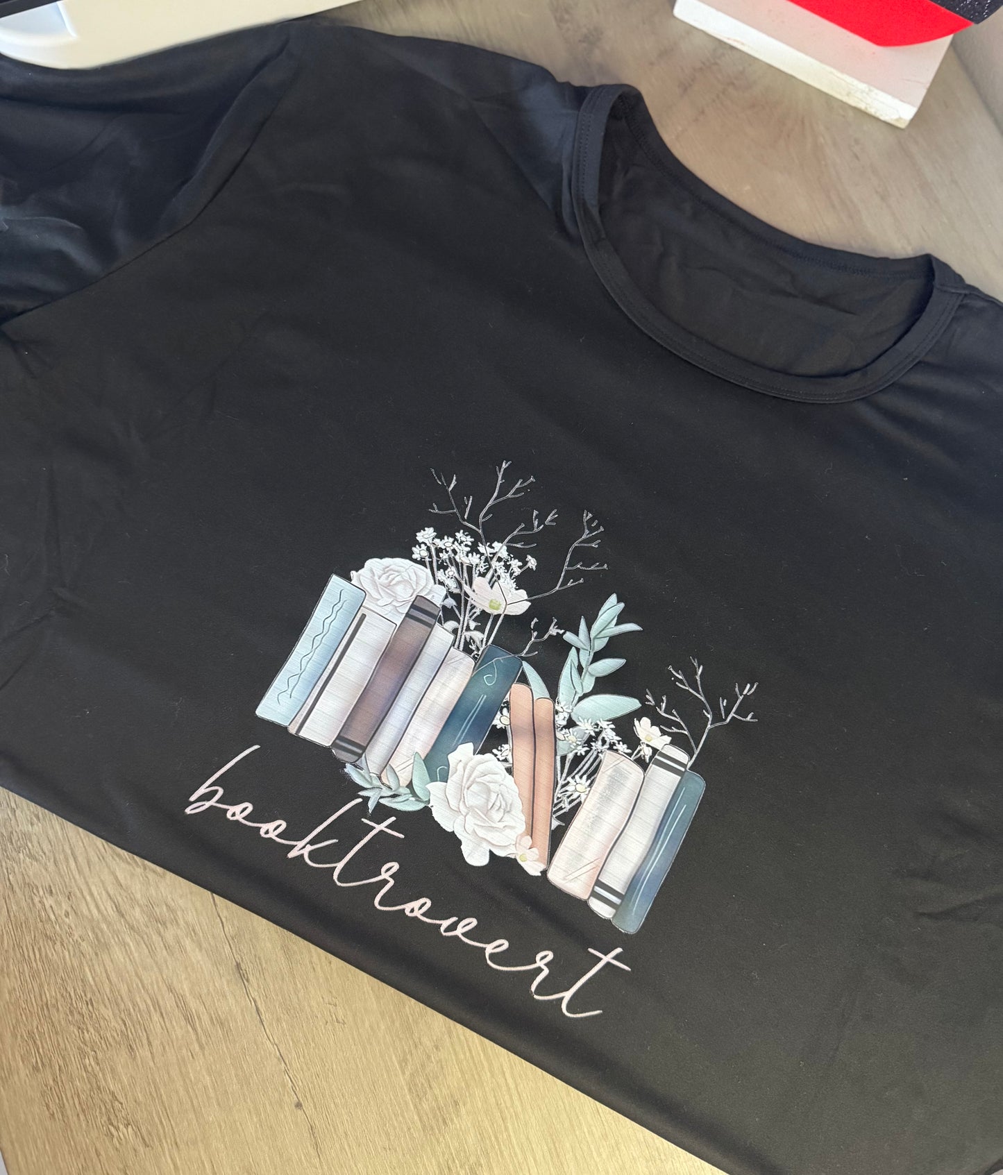 Booktrovert T-Shirt